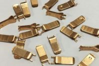 五金彈片的特點(diǎn)、用途和生產(chǎn)要求